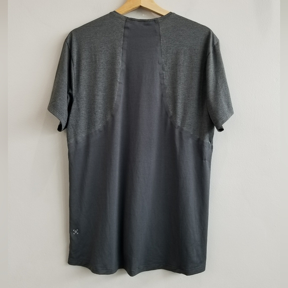 Lululemon Fast Free Short Sleeve Performance Gray Shirt Men's Size Medium - Picture 4 of 7
